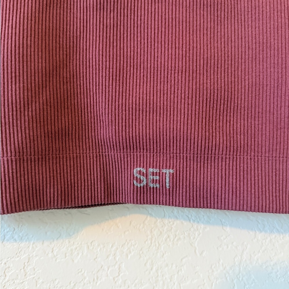 SET Active Bra - Picture 2 of 4